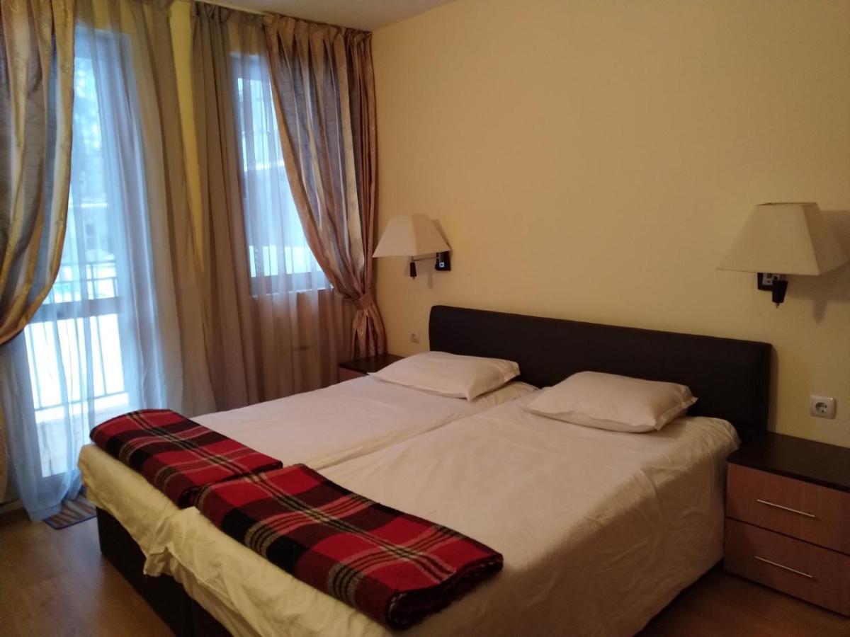 Pamporovo Apartment The Castle Екстериор снимка